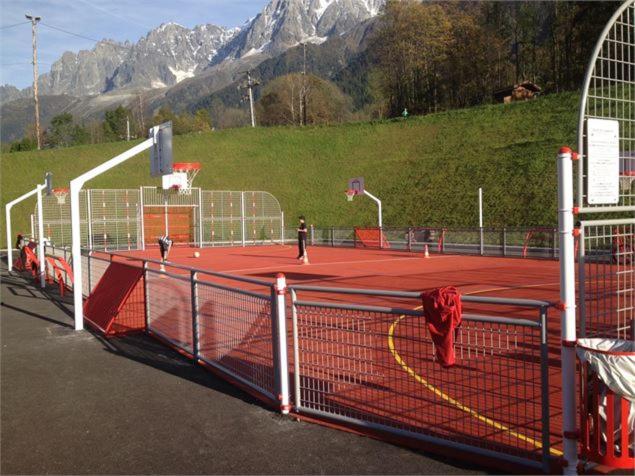 Logement Mansarde Dans Maison Avec Jardin En Bord De Piste, Vue Montagne レ・ズッシュ エクステリア 写真